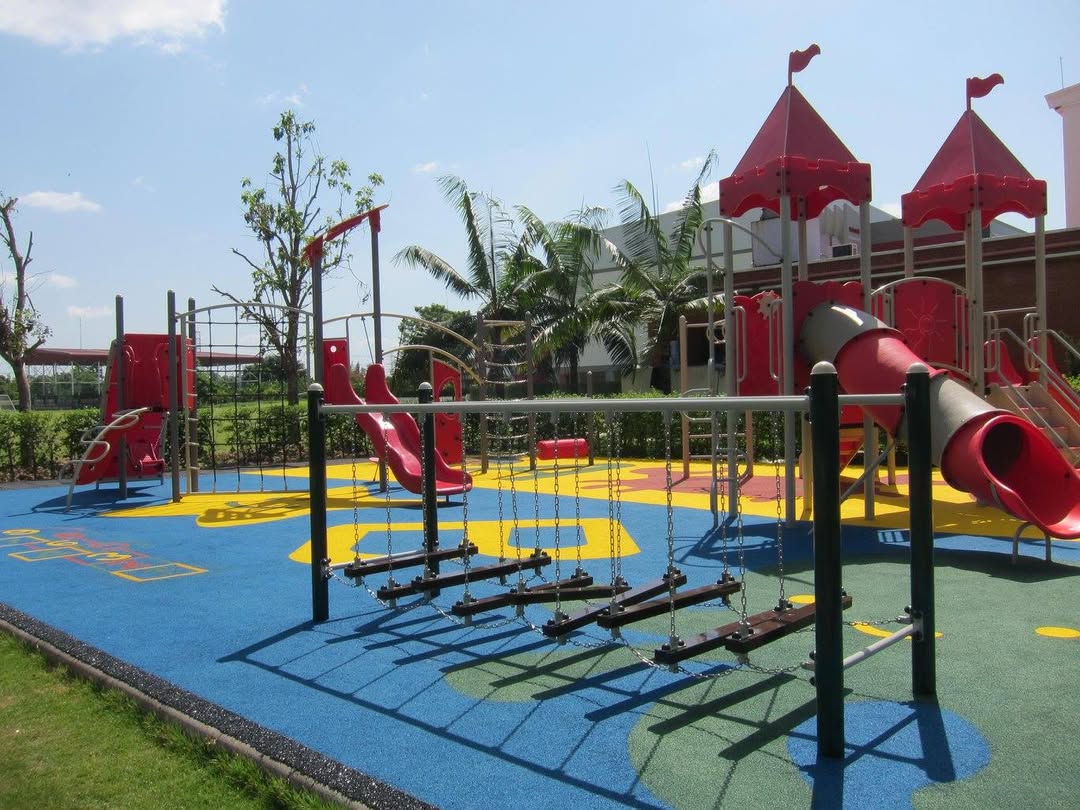 ผลงานโครงการพื้น EPDM สนามเด็กเล่น